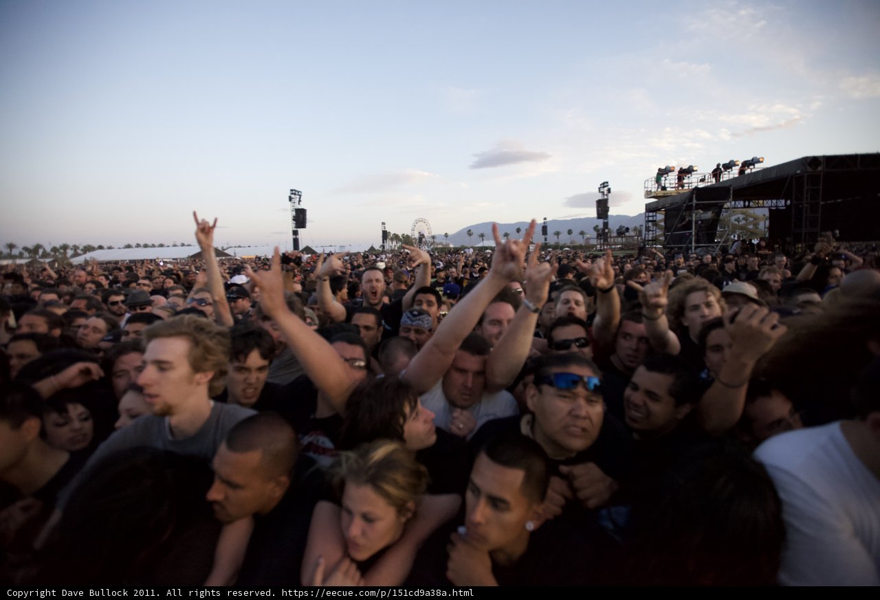 High Energy Concert Thrills Crowd