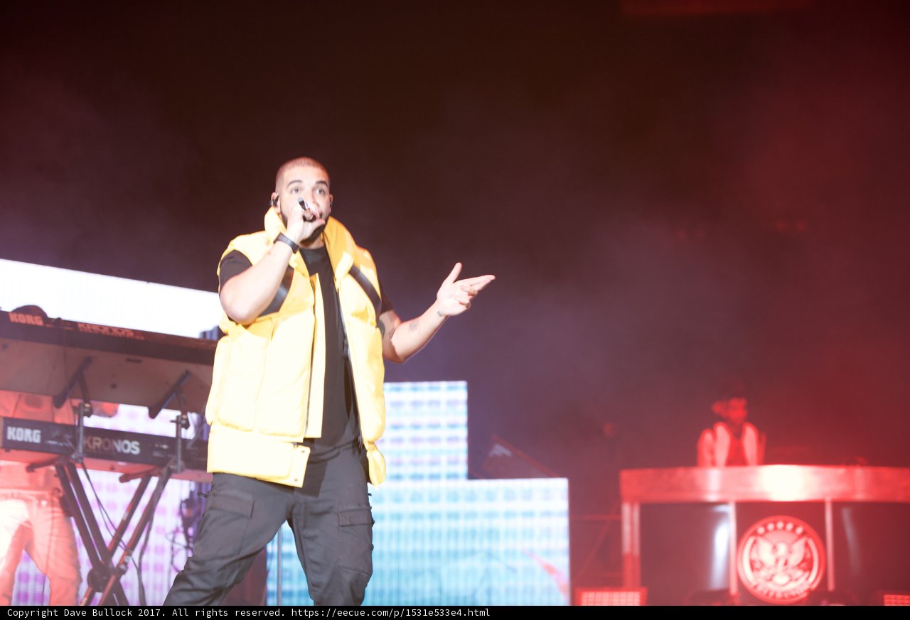 Solo Performance at Coachella