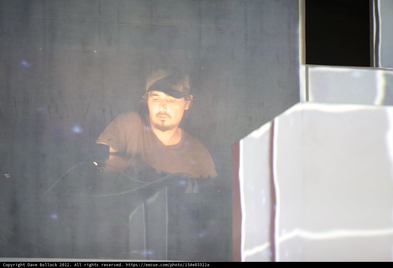 Amon Tobin Reviews the Show