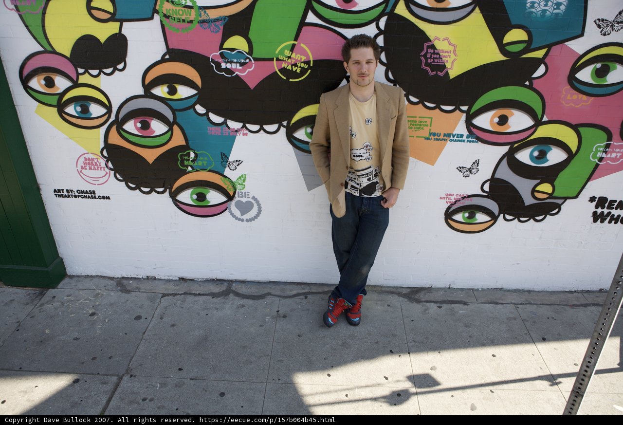 Eye-catching Graffiti Wall