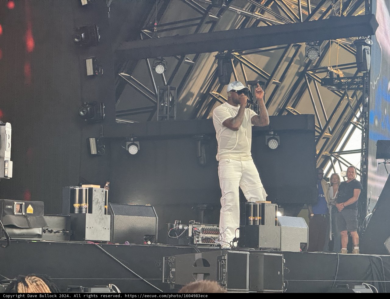 Coachella Vibes: A Lit Performance under the Desert Sun