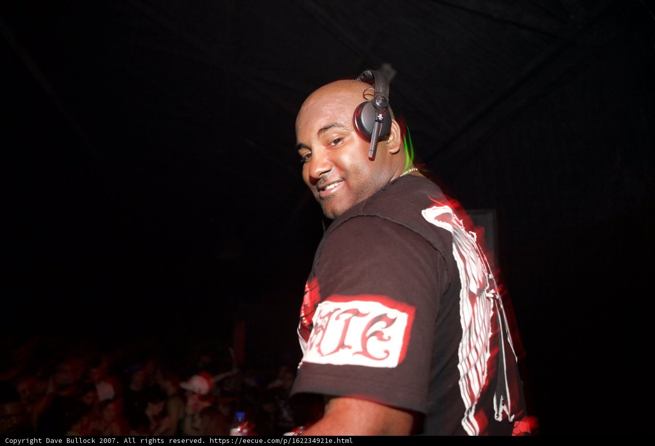 Grooving with Headphones