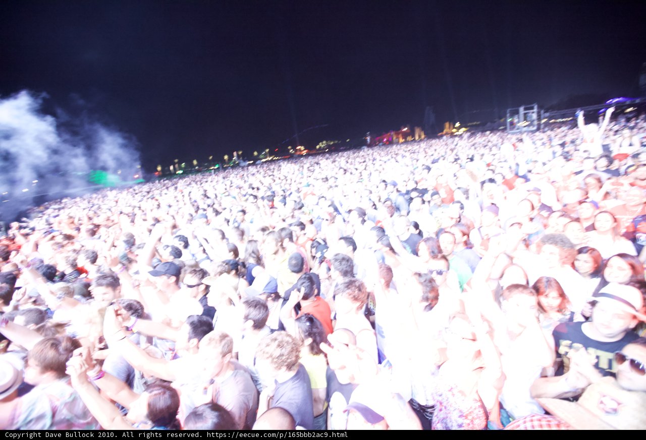 Electric Crowd
