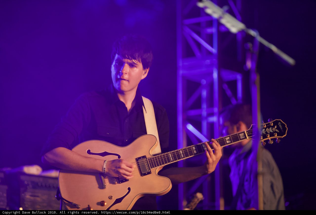 Ezra Koenig electrifies the crowd with his guitar skills