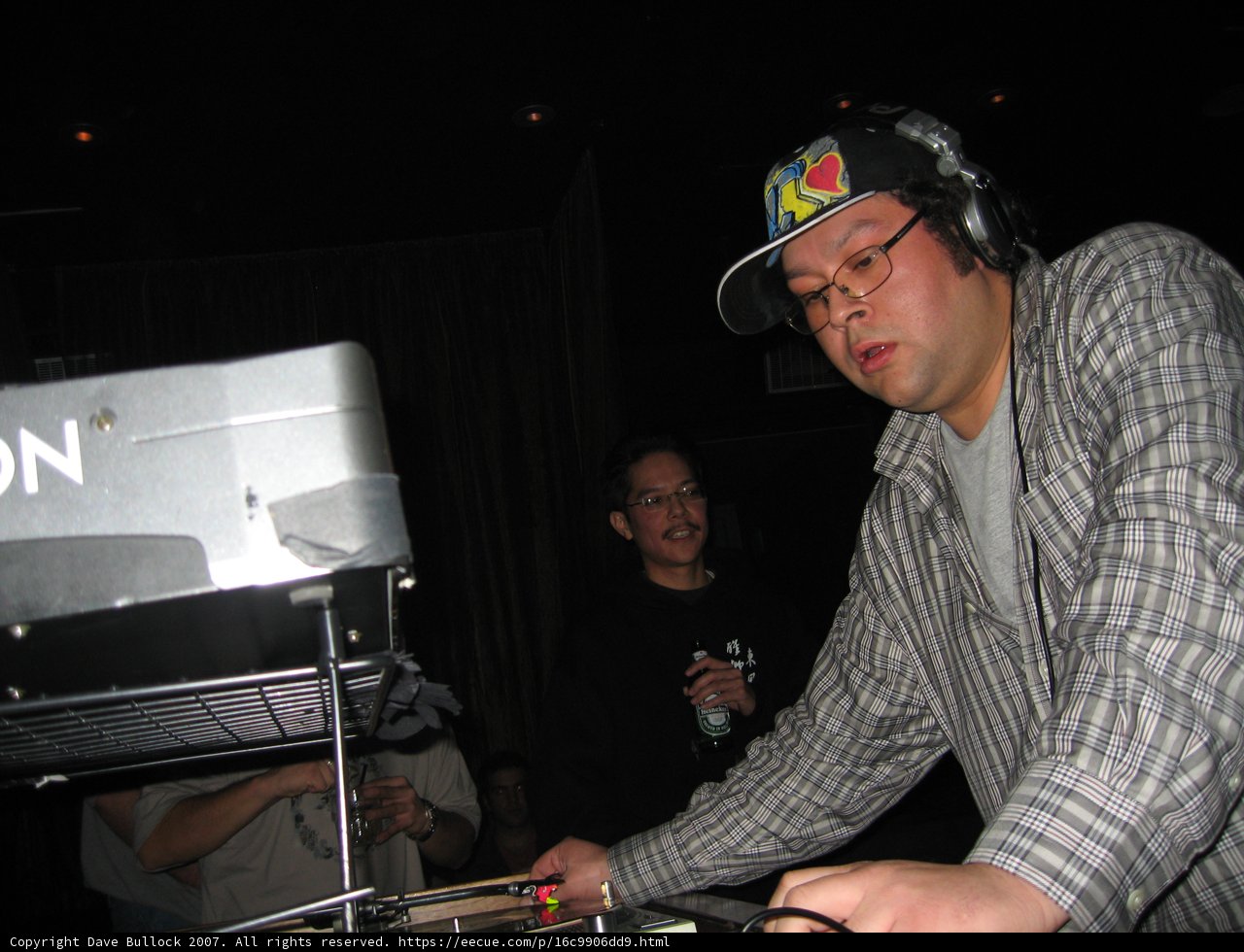 Black Hat DJ
