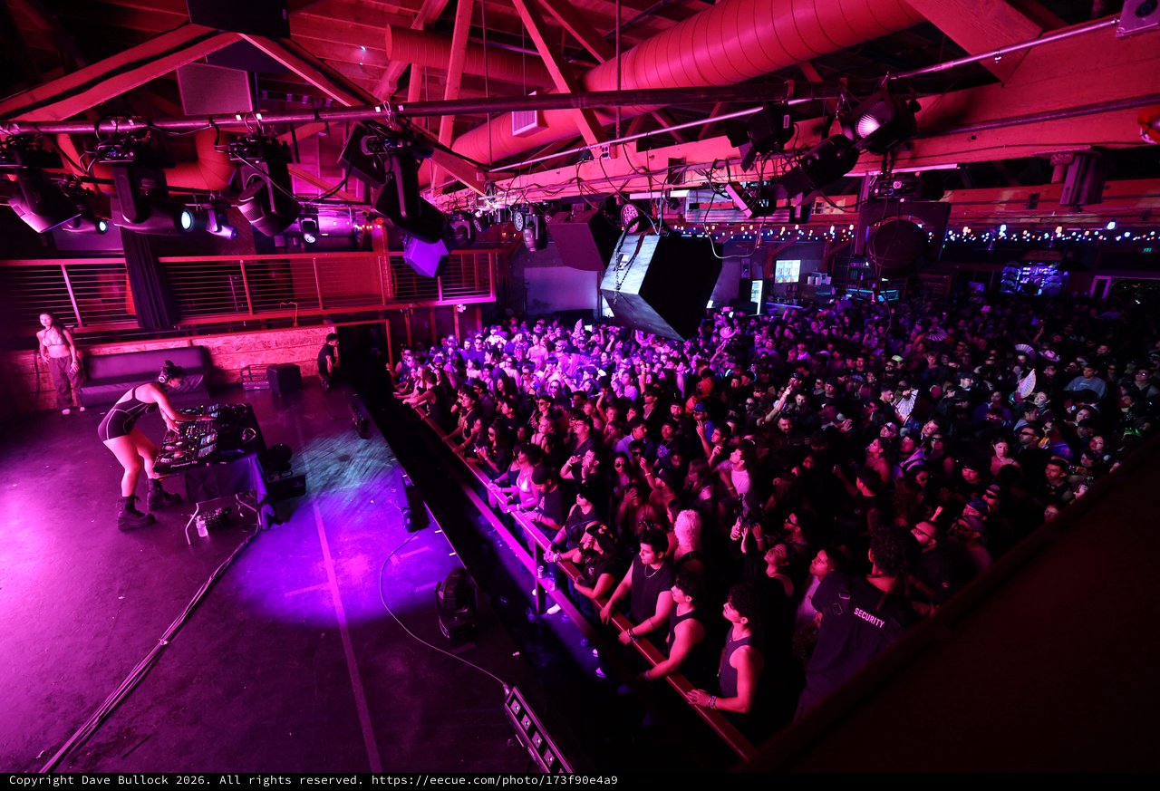 Massive Crowd Surges at Wobbleland 2026 Bass Festival