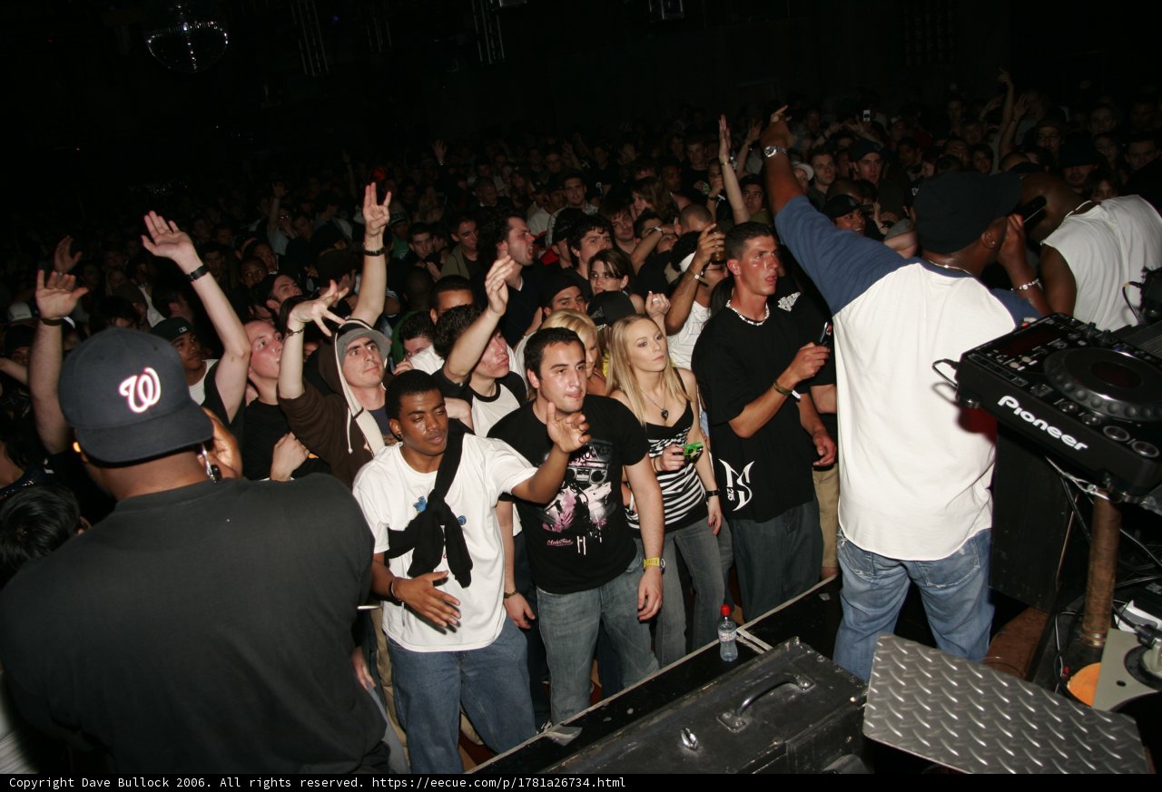 Crowd Goes Wild at Travis Wester Concert