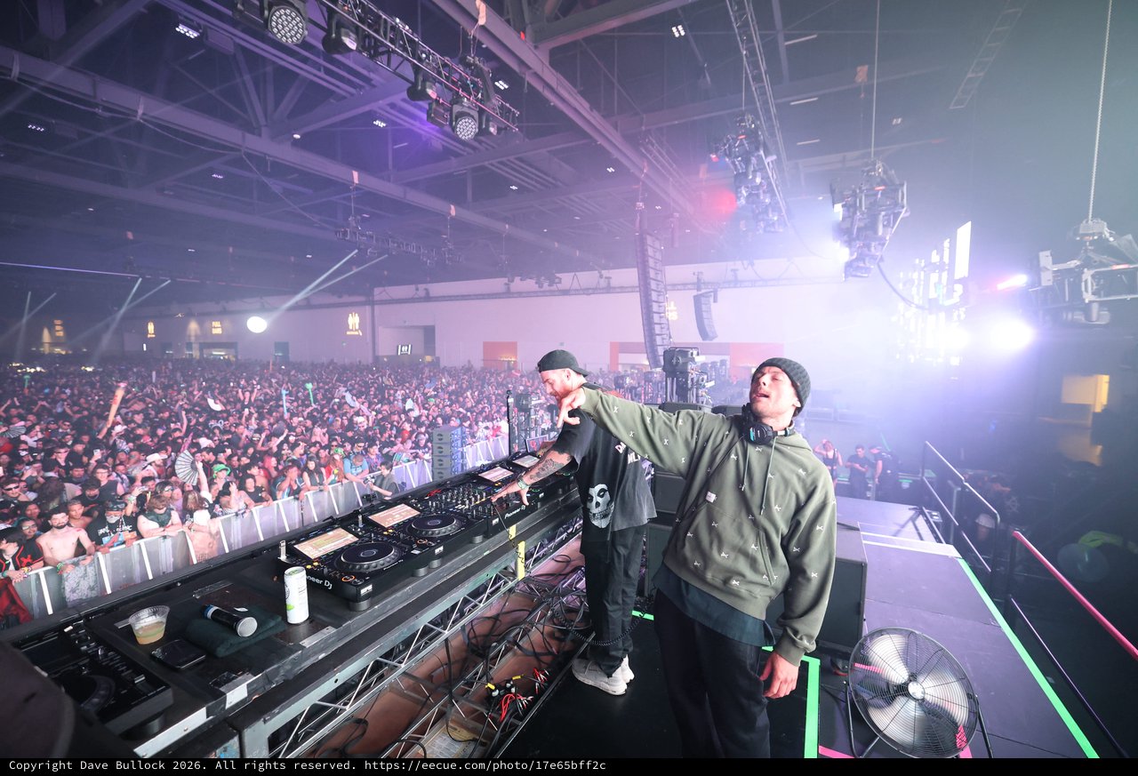 DJs Command Massive Indoor Festival Crowd at Wobbleland