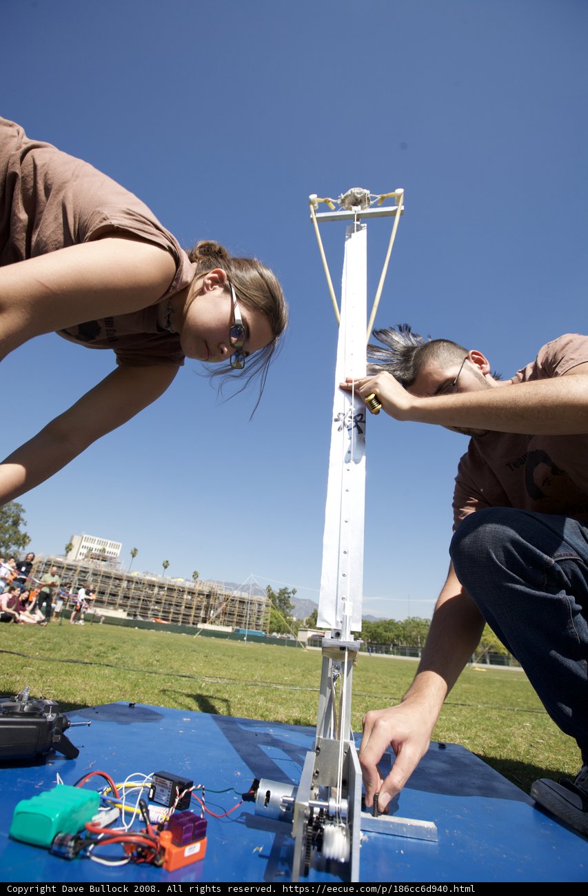 Kite Makers at the Caltech Engineering Competition
