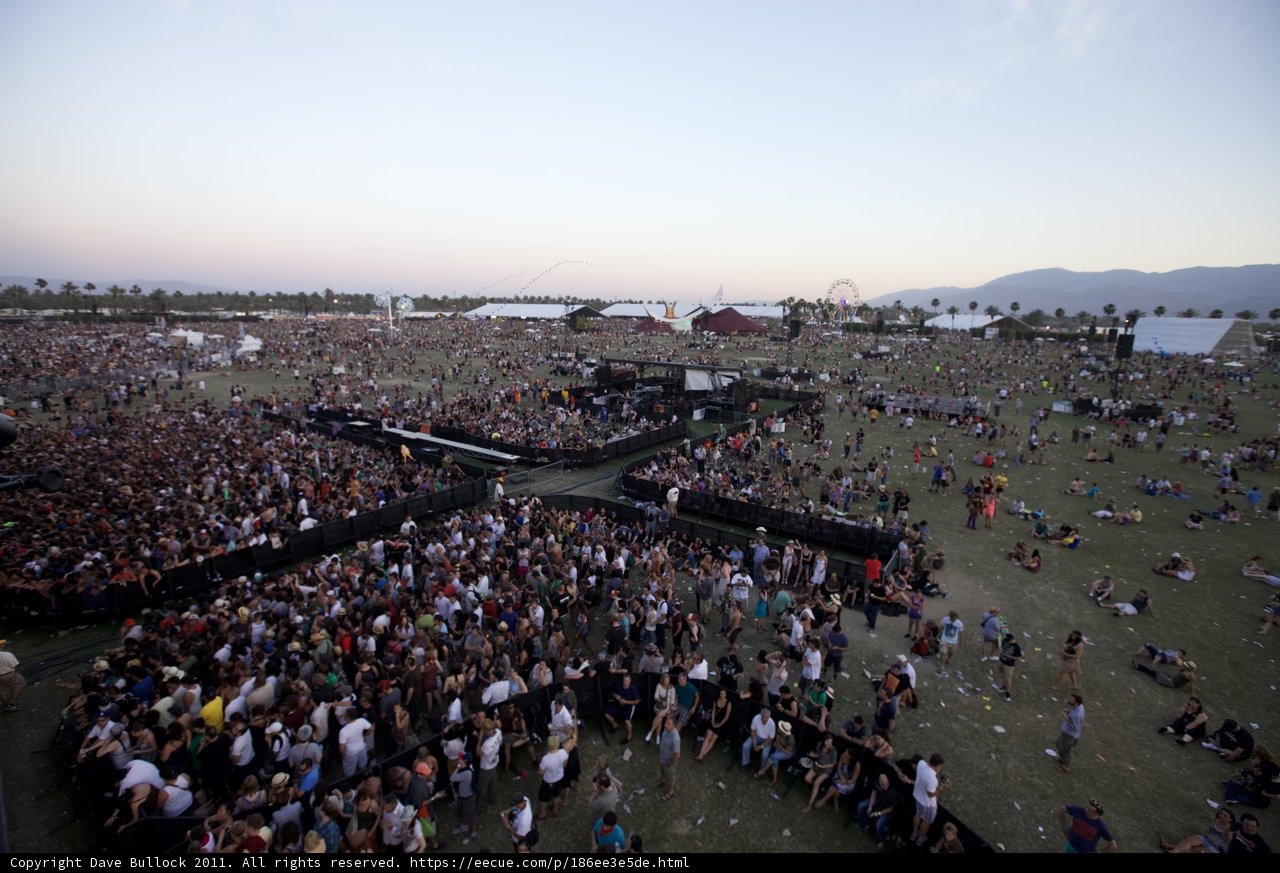 Coachella 2011: A Sea of Music Fans