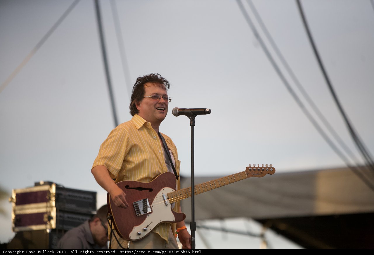 Guitarist Steals the Show at Coachella
