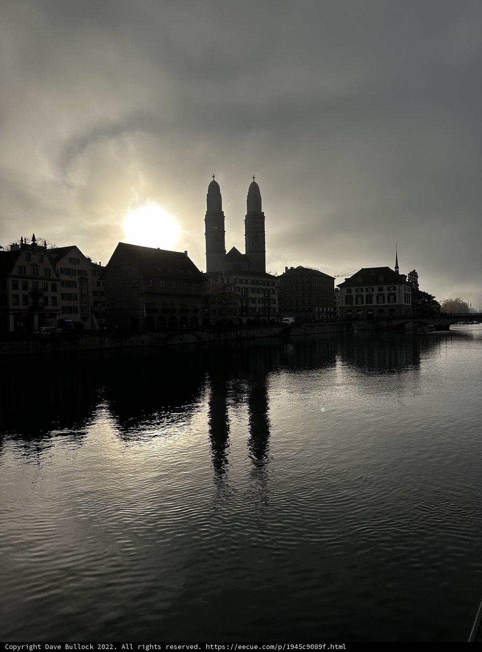 The Metropolis Across the River