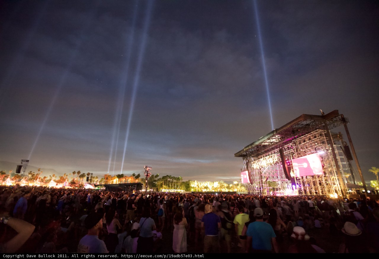 Lights on the Crowd