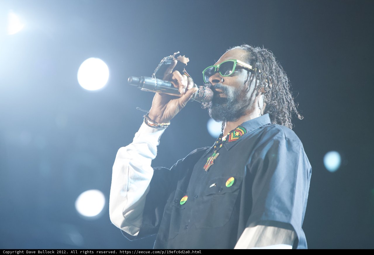 Snoop Dogg Rocks the iHeart Radio Music Festival