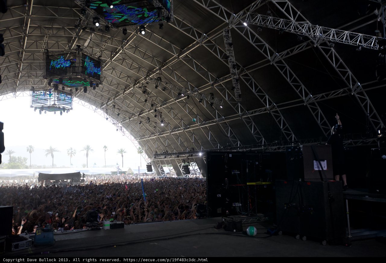 Packed House for Electrifying Concert Performance