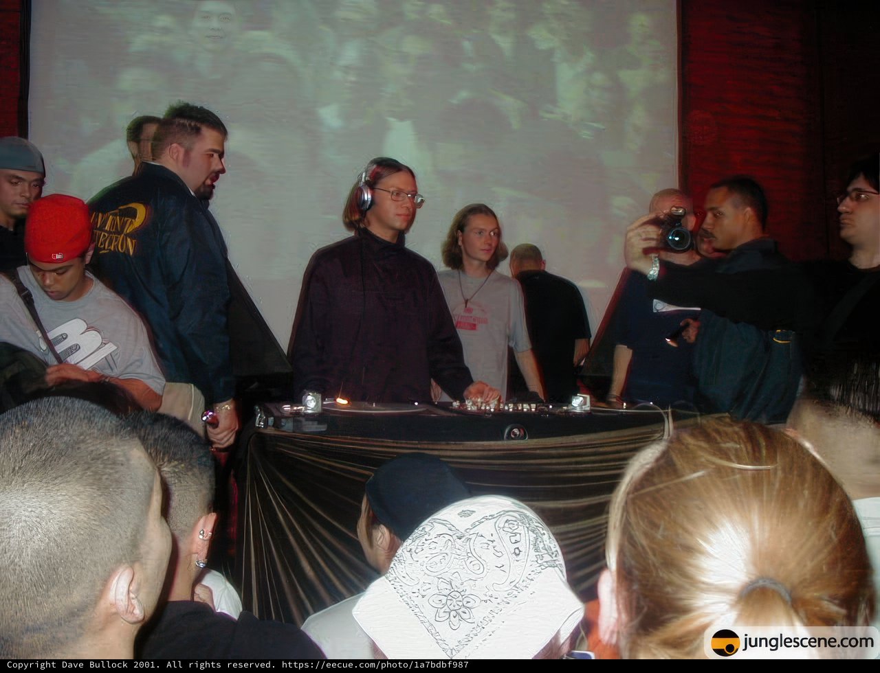 The Entertainer in Headphones