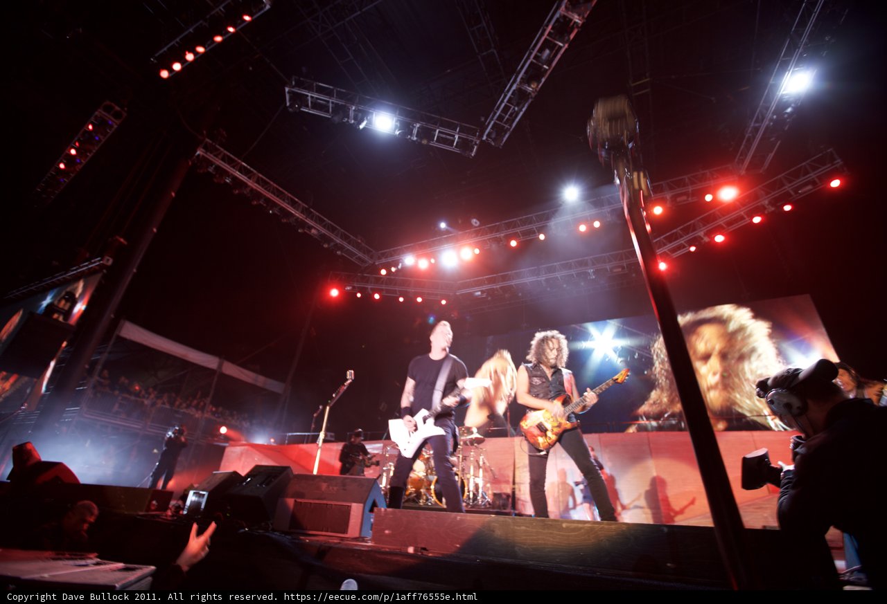 Rockin' It Out with Kirk Hammett!