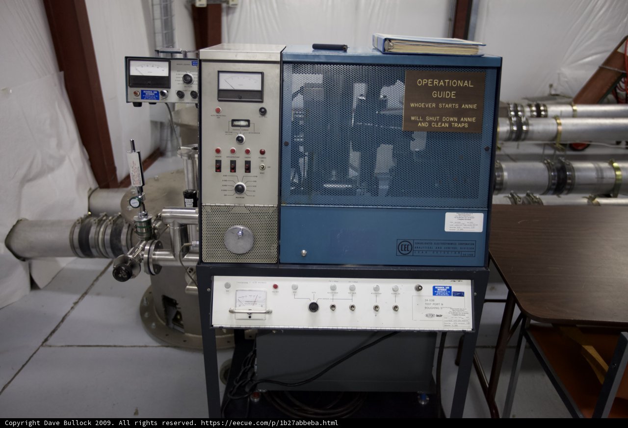 Advanced Machinery in a High-Tech Room