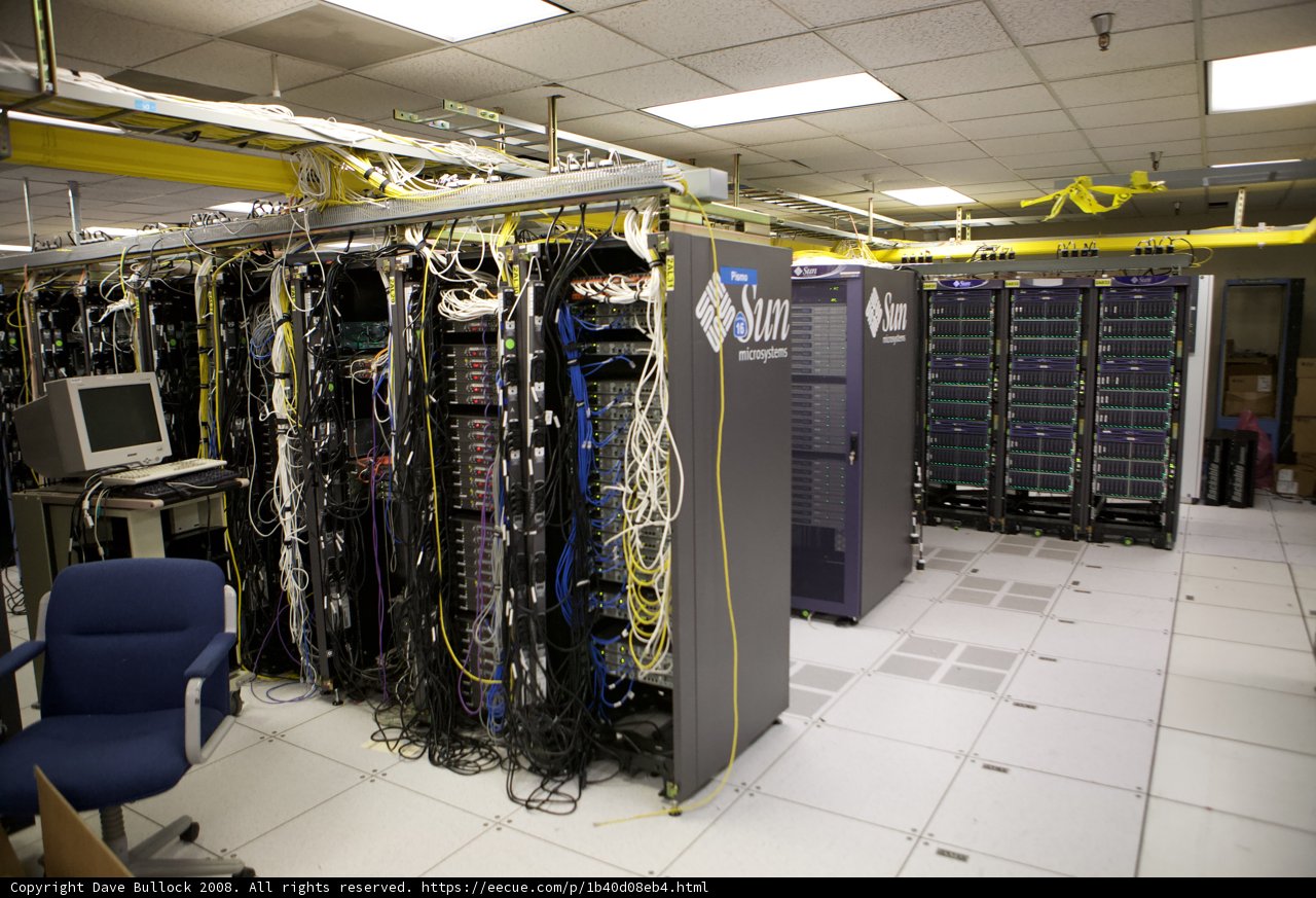 The Hardware Hub