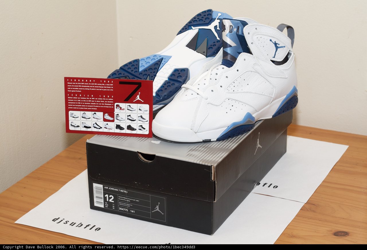 Air Jordan 7 Retro Blue/White Shoes in a Carton