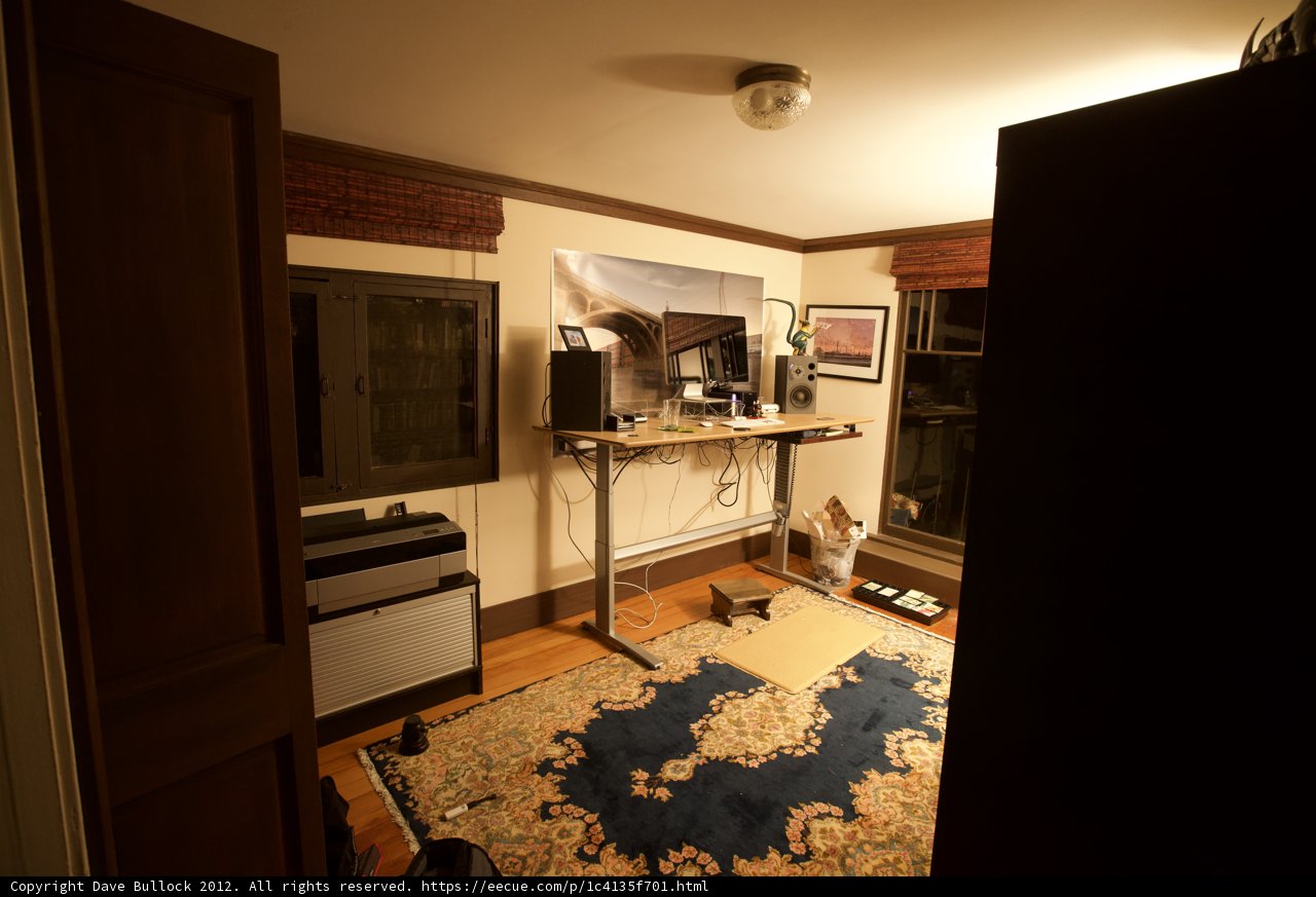 Productivity and Entertainment Space