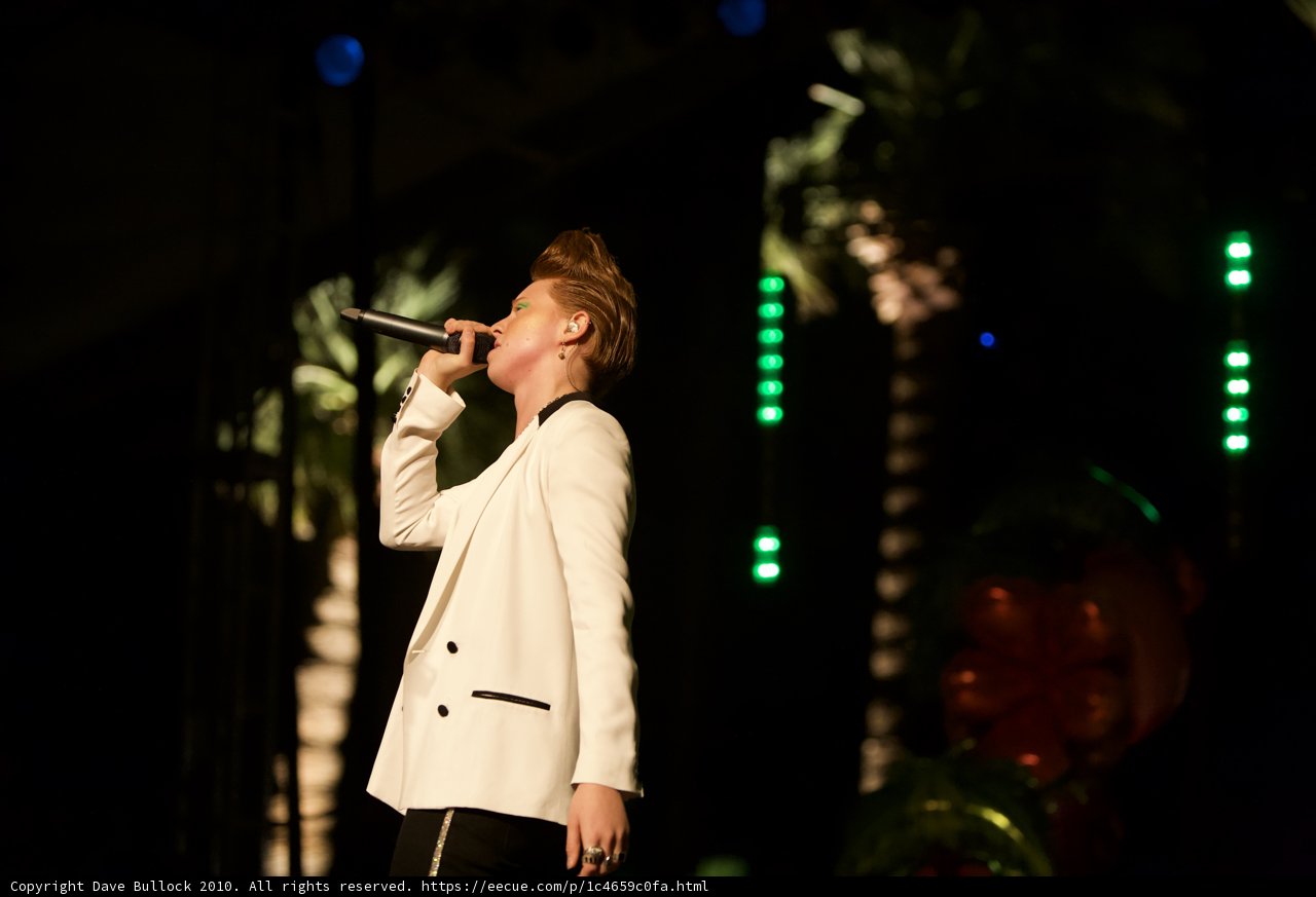 Solo Performance in White Jacket
