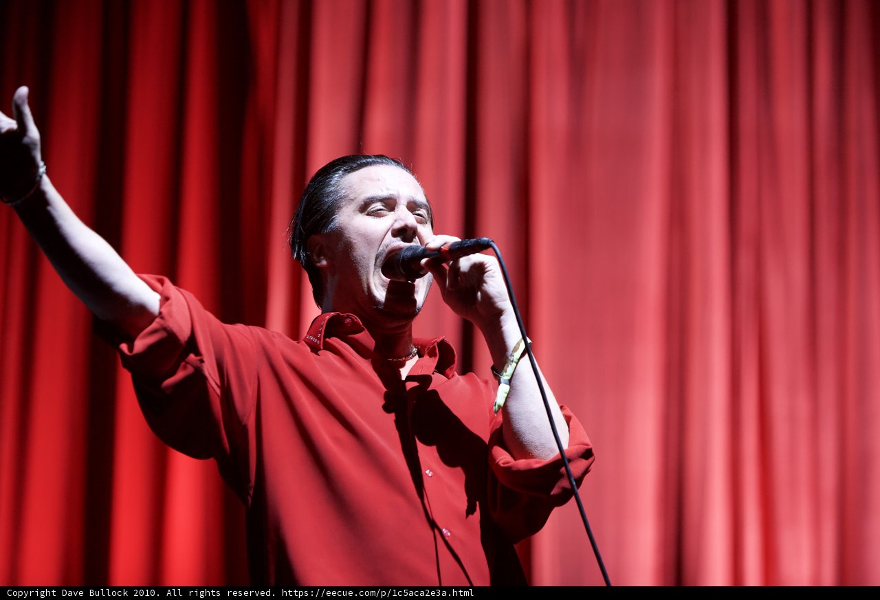 Mike Patton Rocks the Mic at Coachella 2010