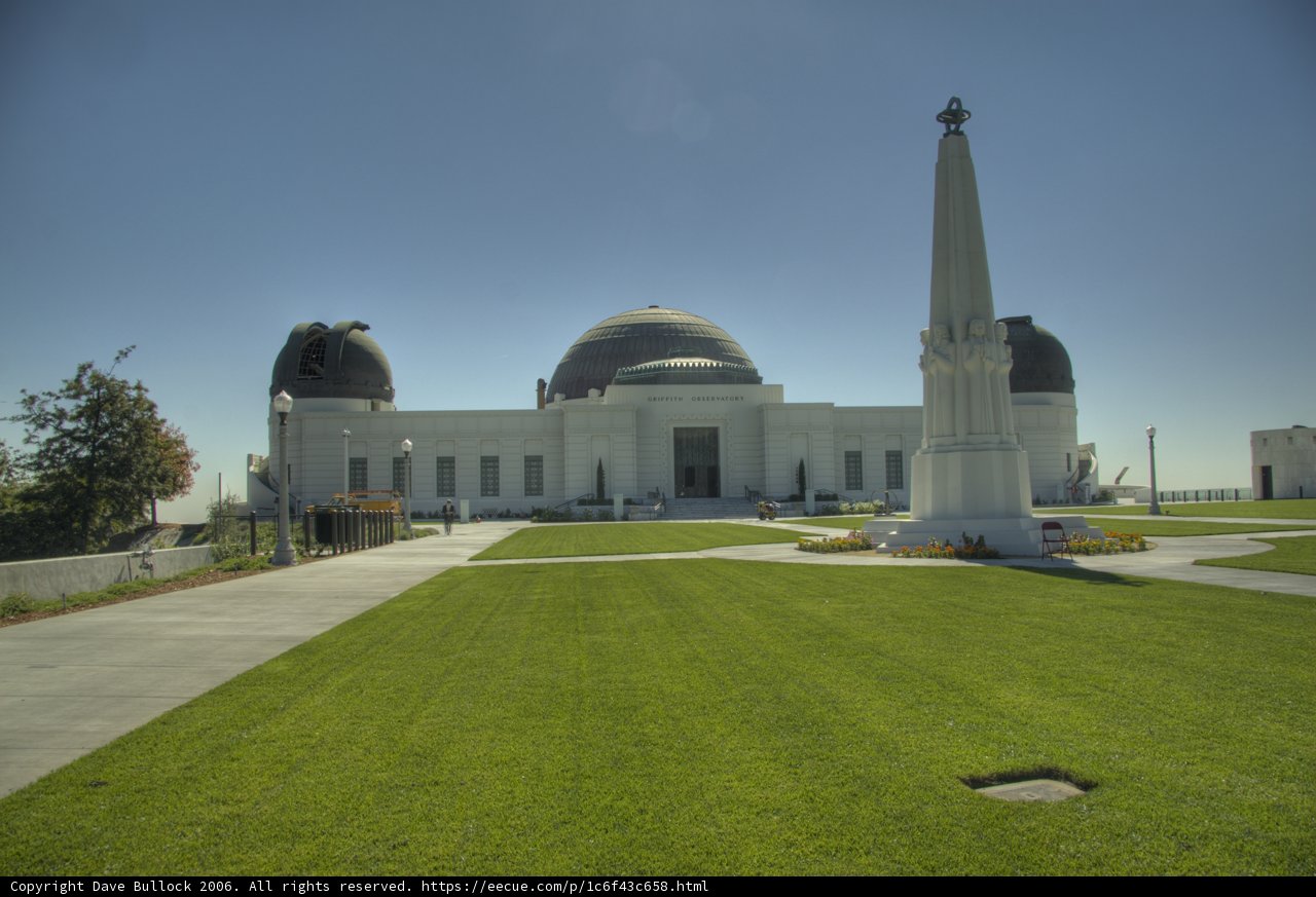 Griffith Observatory Overlooking the Greenery