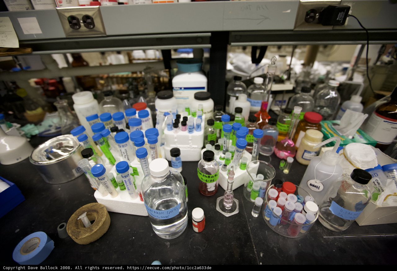 Inside the UCLA Nanomachine Lab