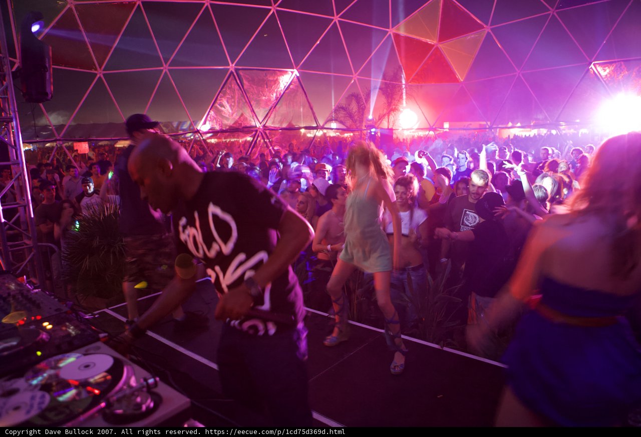 Pedro Suárez-Vértiz rocks the stage at Coachella