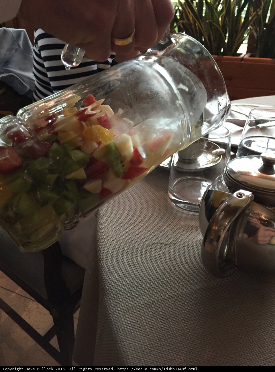 Pouring Georgian Fruit Lemonade
