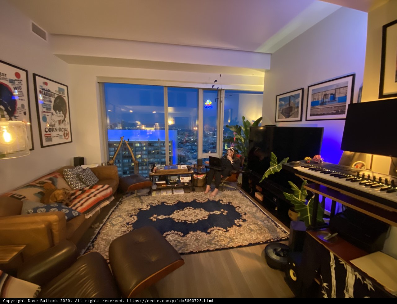 Comfortable Living Room