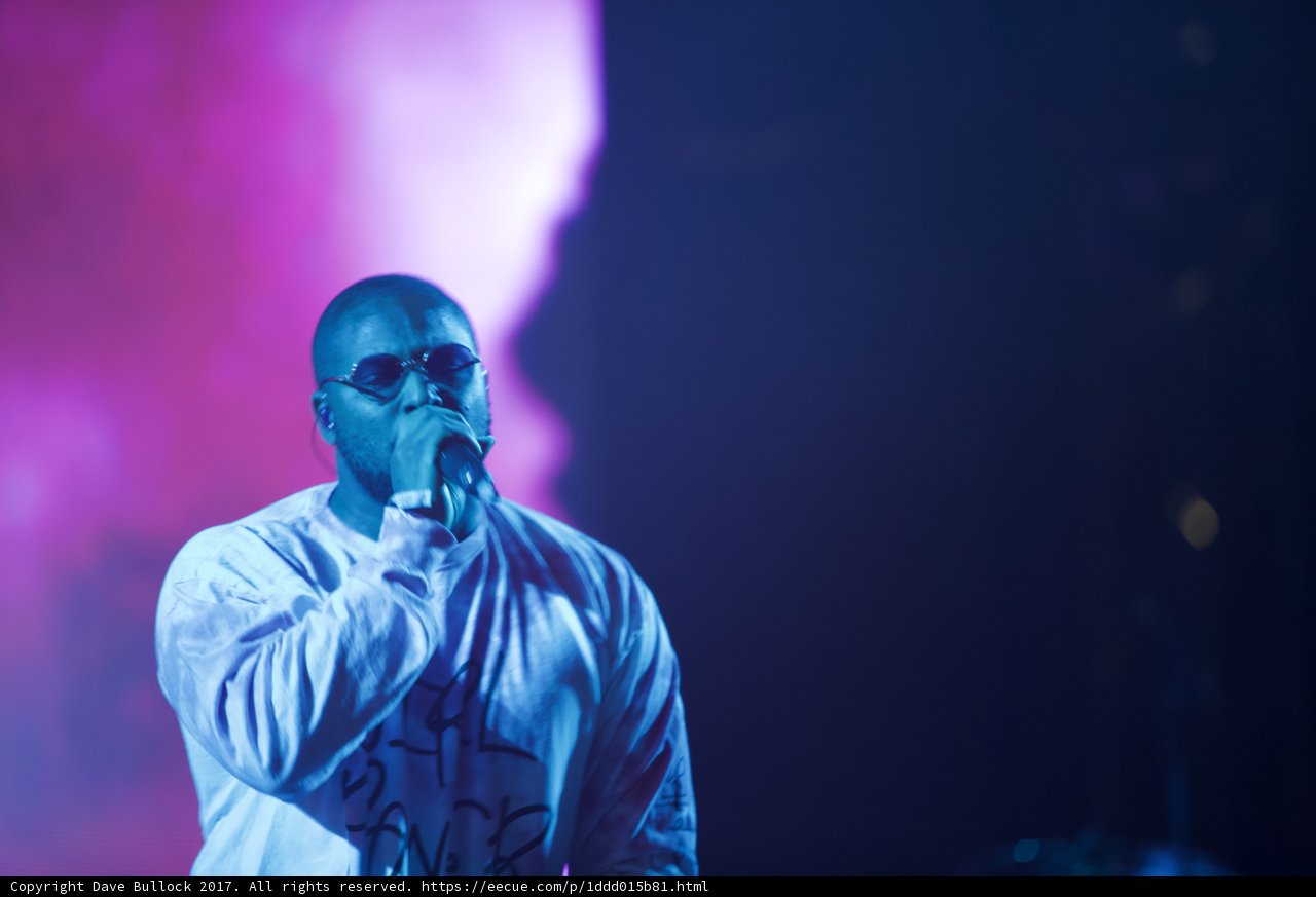 Solo Performance Under Dazzling Lights