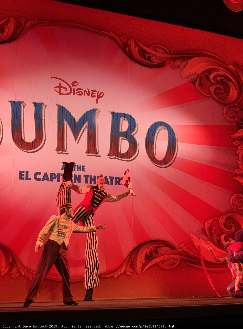 Dumbo's Star-Studded Solo Performance