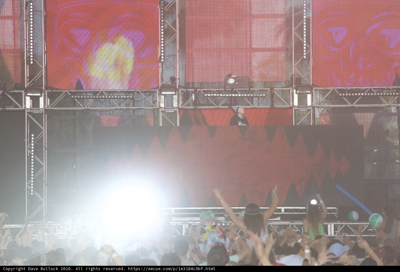 Electrifying Performance at Coachella Concert