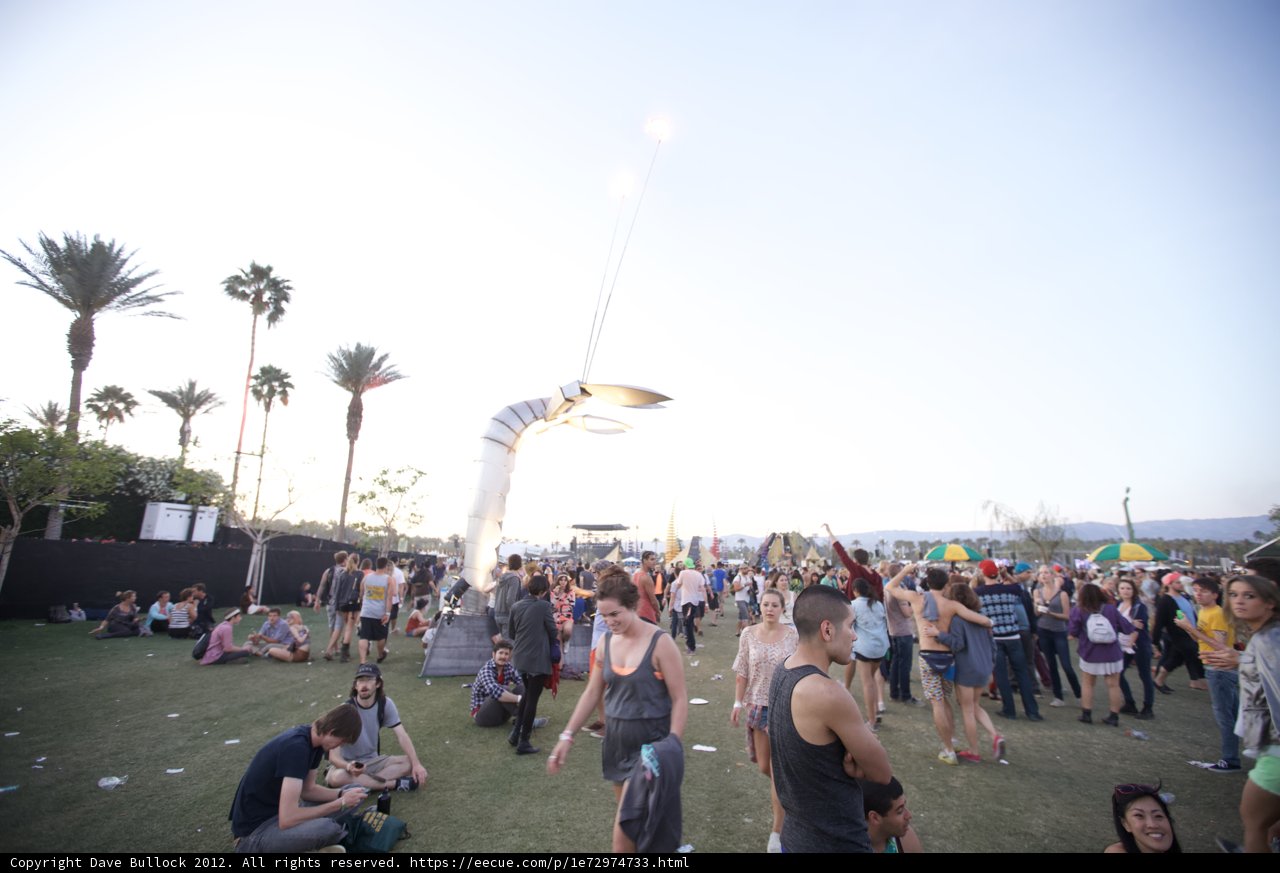 A Sea of Music Fans at Coachella 2012