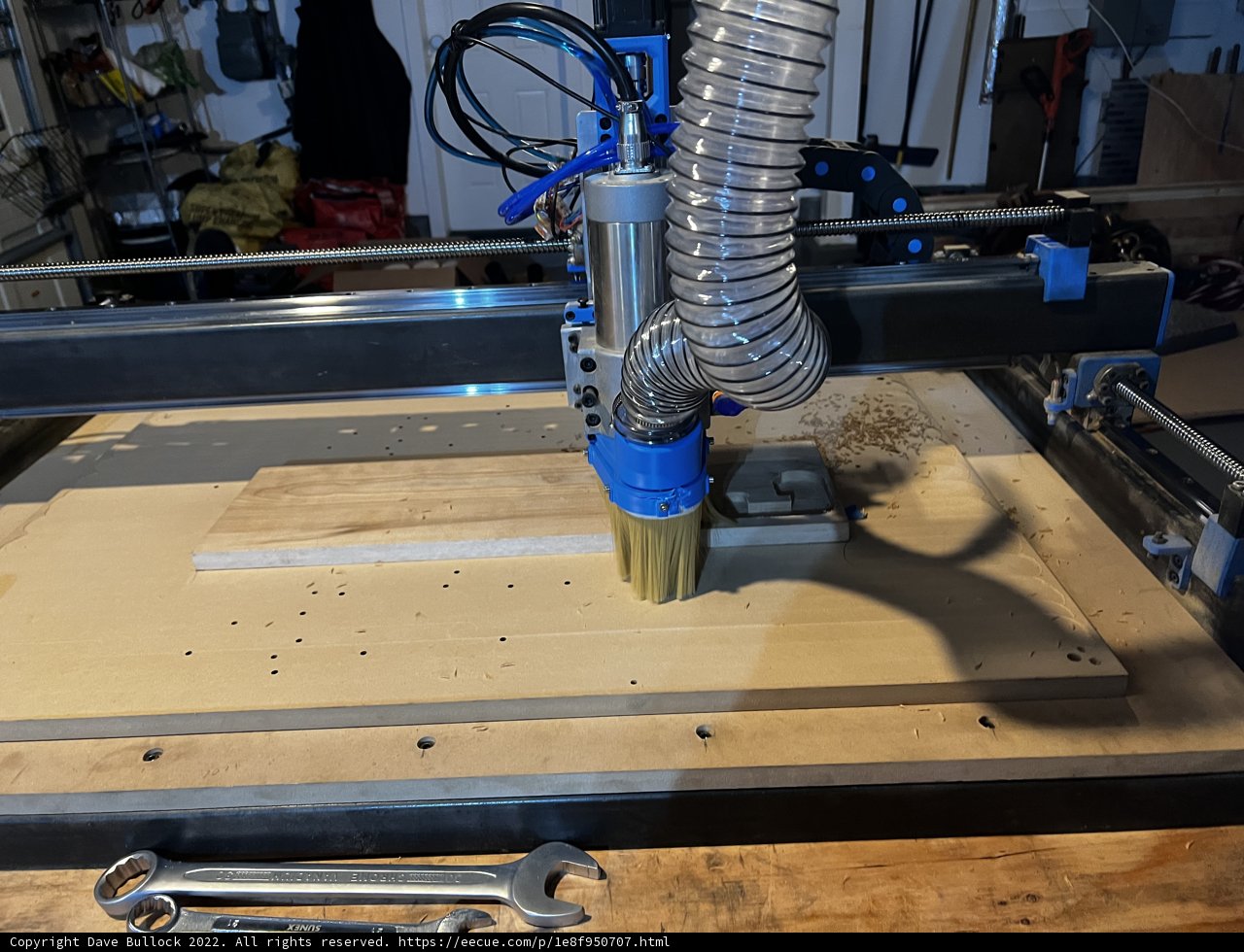 Precision Woodcutting with CNC Machine