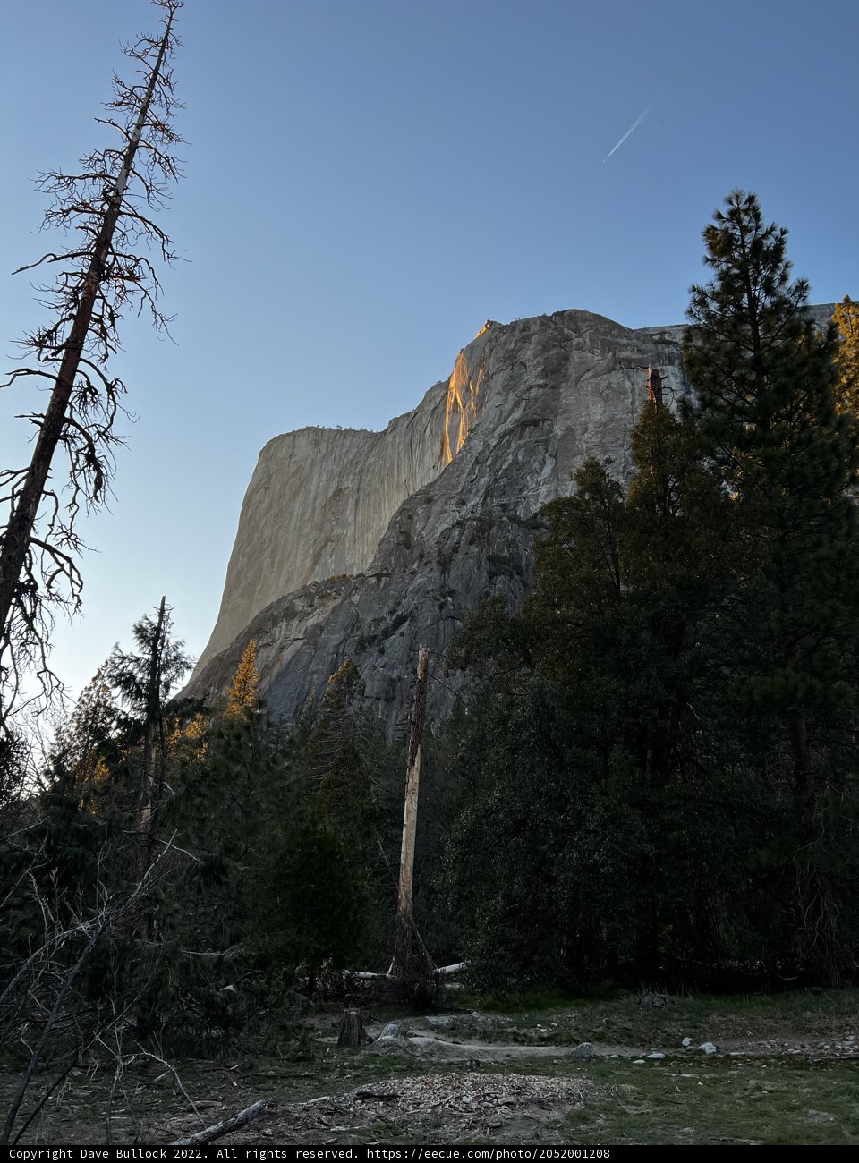 Majestic View of Yosemite Mountain Range