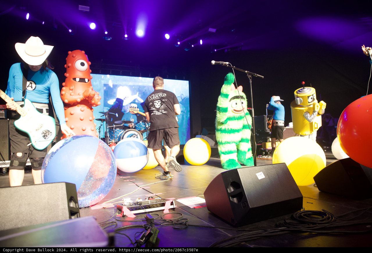 Eccentric Vibes at Coachella 2024: Stage Spectacle