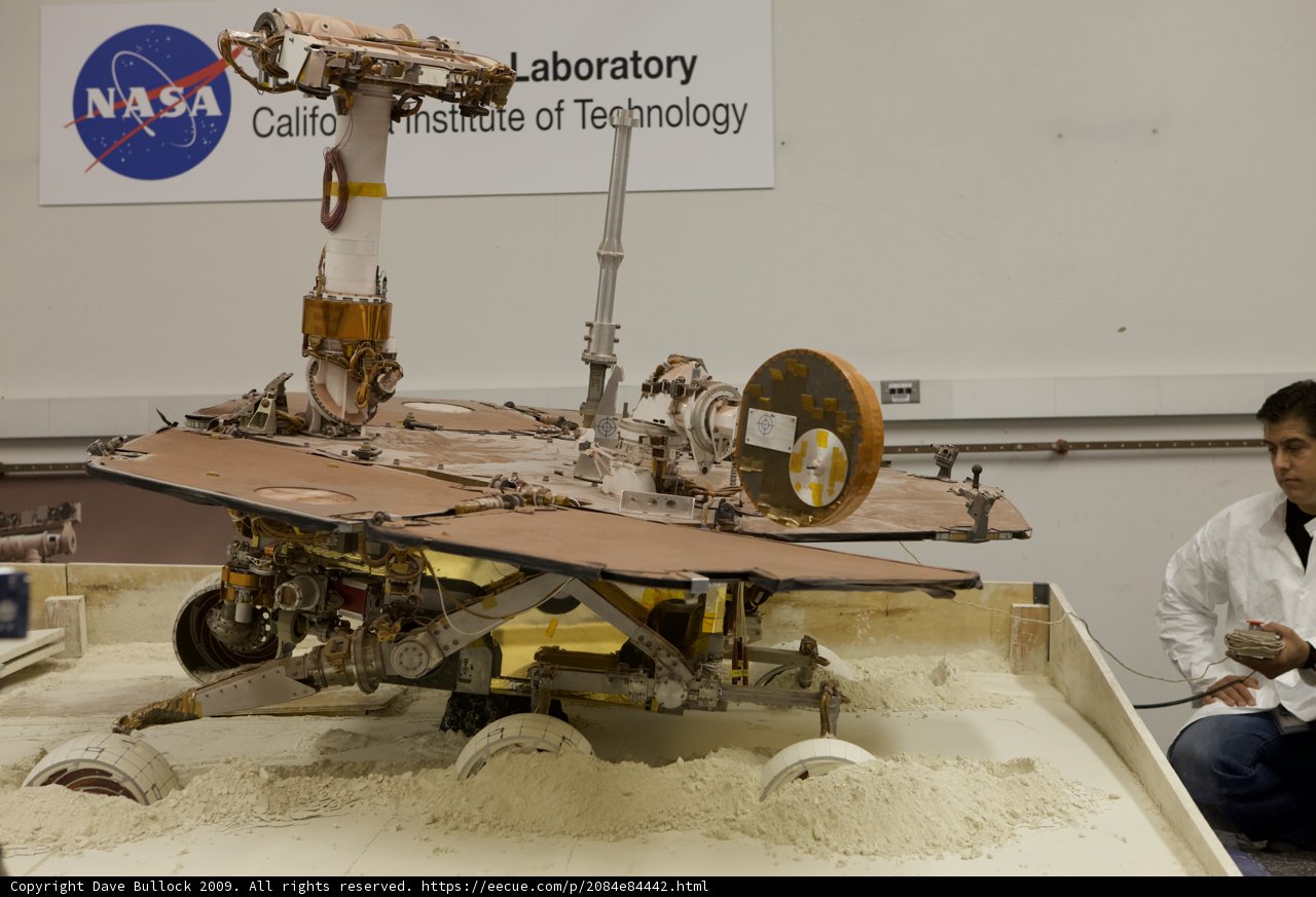 Examining the JPL Unstuck Mars Rover