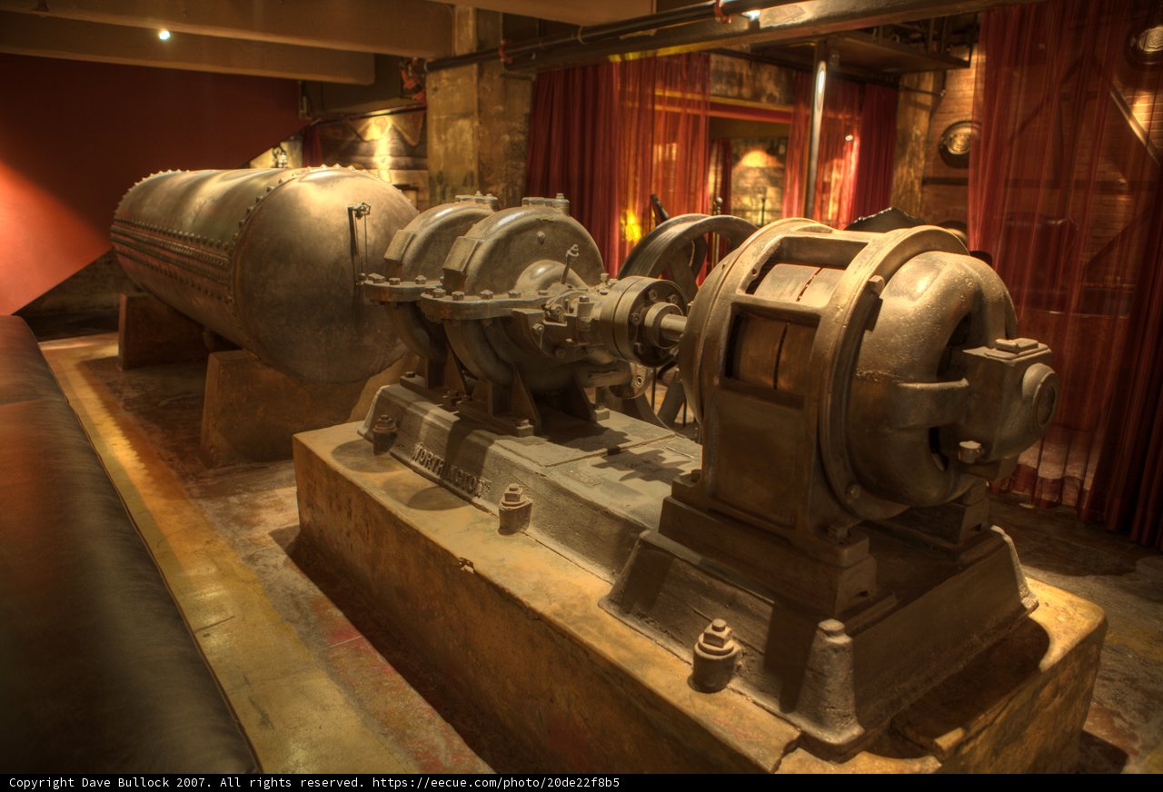 Generator and pressure tank