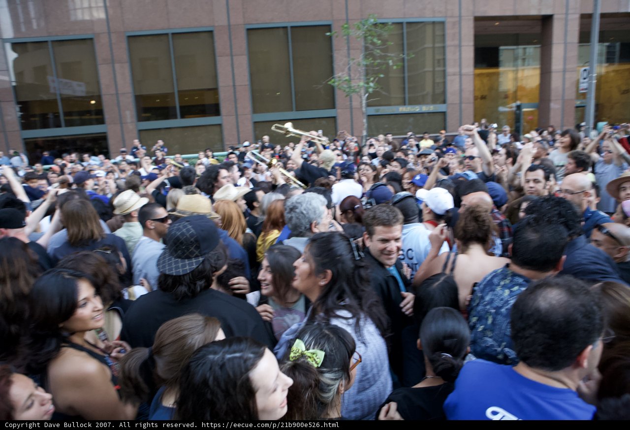 Ozomatli's Grand Performance Draws Huge Crowd
