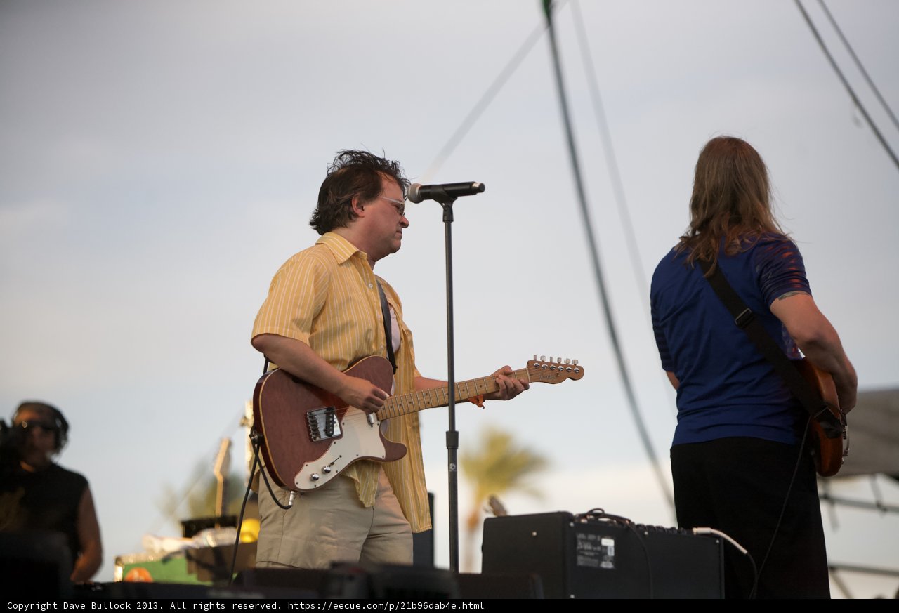 Two Guitarists Serenade the Crowd at Coachella
