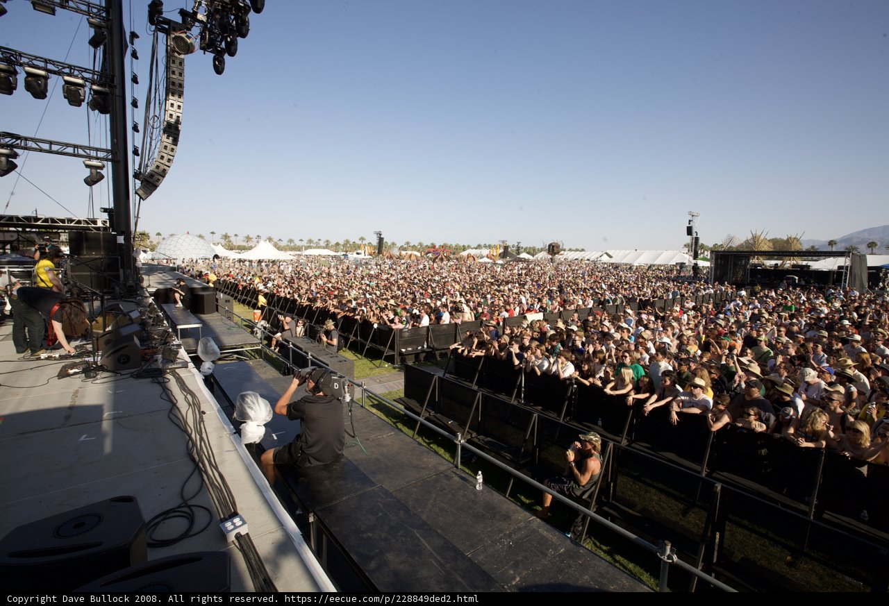 Coachella Concert Crowd Goes Wild