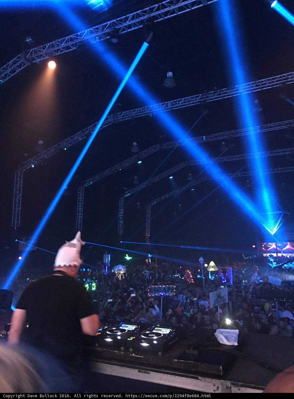 DJ Takes Center Stage at San Bernardino Nightclub