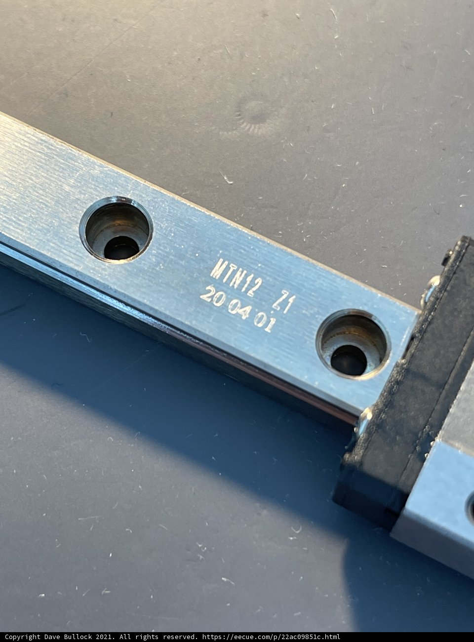 Innovative Aluminum Bracket with a Versatile Hole