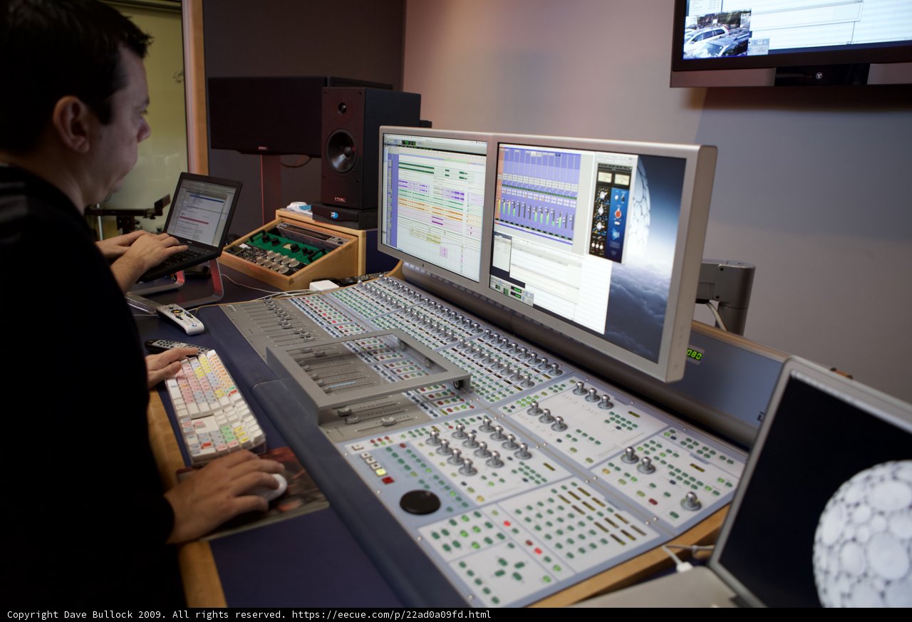 Recording Studio Tech