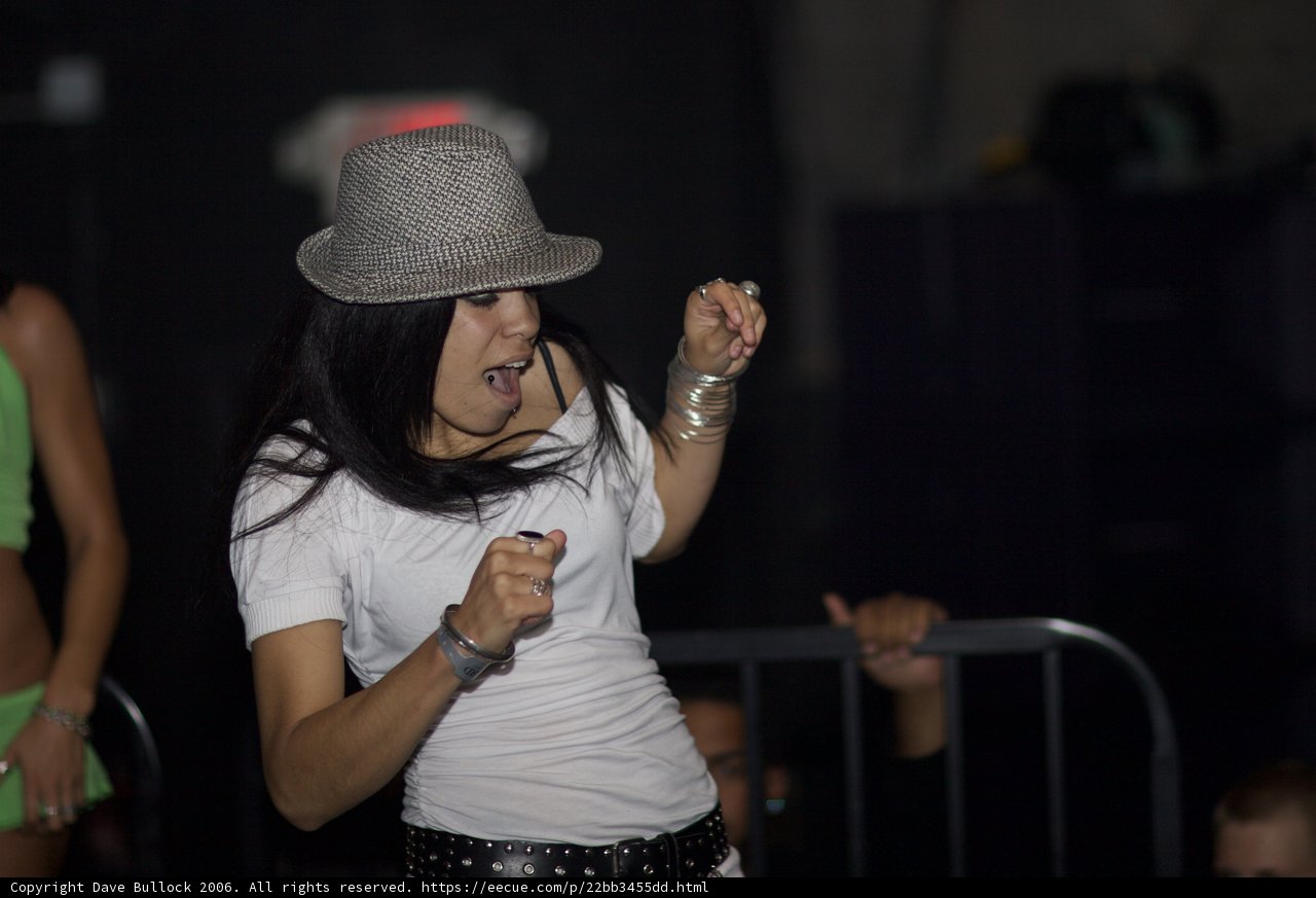 Grooving in the SunHat