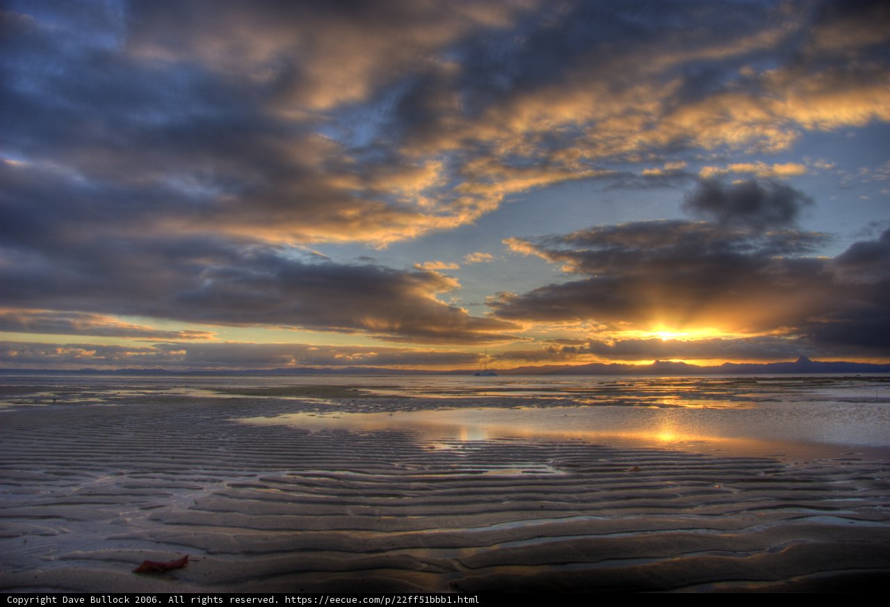 Majestic Sunset over the Ocean