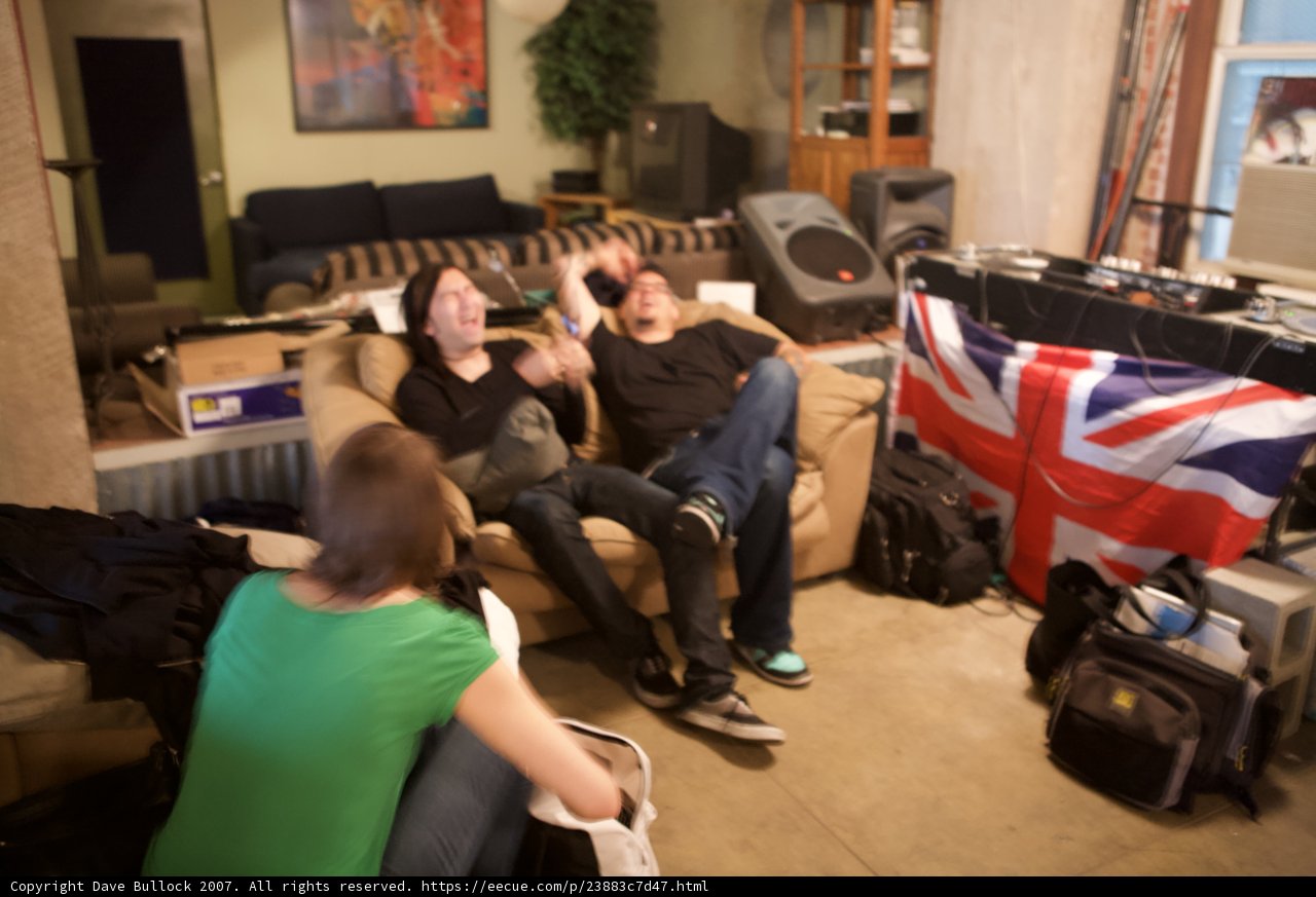 Dubstep Saturday Hangout